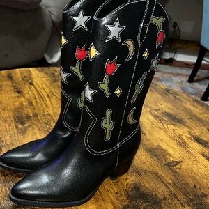 No Boundaries Western Boot size 6 NWT